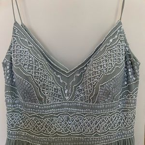 Andrianna Papell Gown/Prom Dress